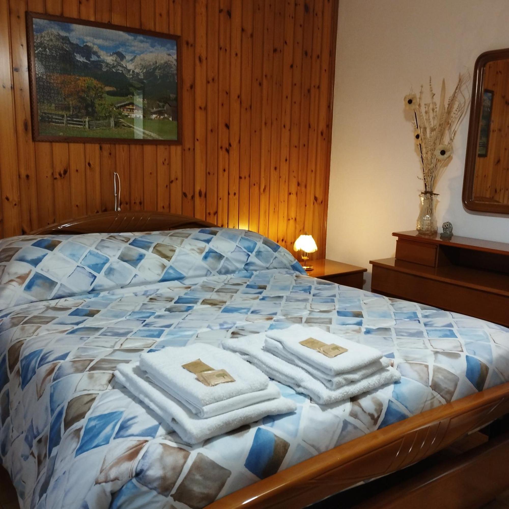 Residenza " Il Gufetto" Bed and Breakfast Lombro Εξωτερικό φωτογραφία